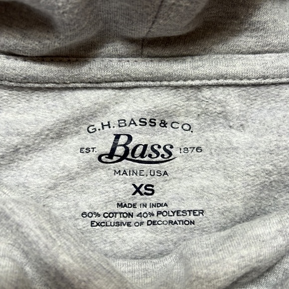 G.H. Bass Gray Lace Overlay Turtleneck Sweatshirt- XS - Picture 4 of 5